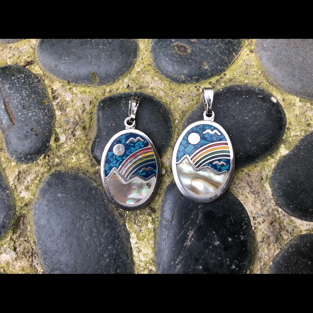 Abalone MOP Mountain Inlay Pendant - Picture 16 of 16